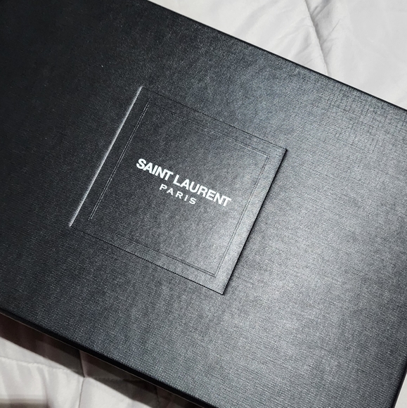 YSL Kate medium gold chain bag *Authentic* - Picture 3 of 9